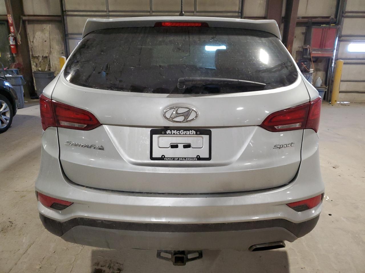 Photo 5 VIN: 5XYZT3LB9JG562665 - HYUNDAI SANTA FE 