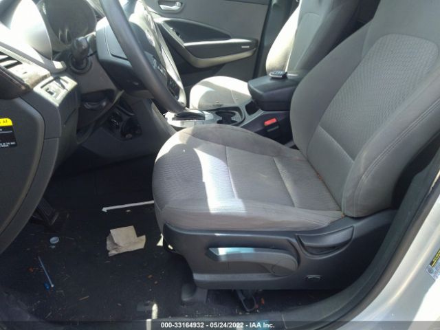 Photo 4 VIN: 5XYZT3LB9JG572211 - HYUNDAI SANTA FE SPORT 