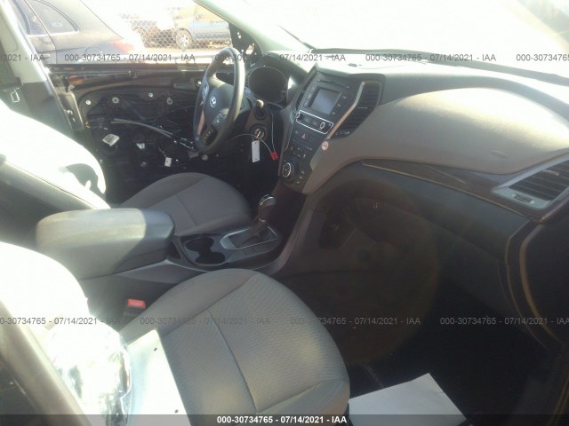 Photo 4 VIN: 5XYZT3LBXHG412249 - HYUNDAI SANTA FE SPORT 