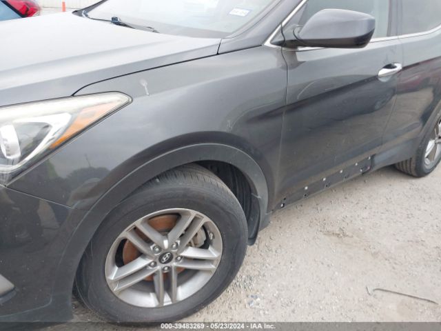 Photo 5 VIN: 5XYZT3LBXHG493849 - HYUNDAI SANTA FE SPORT 