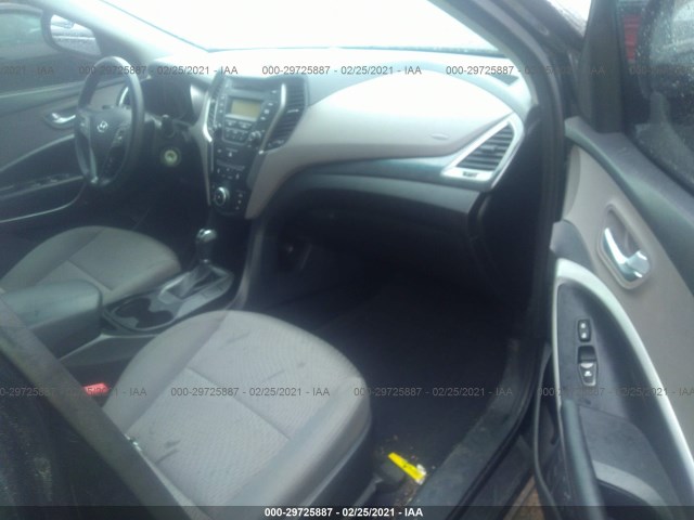 Photo 4 VIN: 5XYZTDLB1GG355136 - HYUNDAI SANTA FE SPORT 