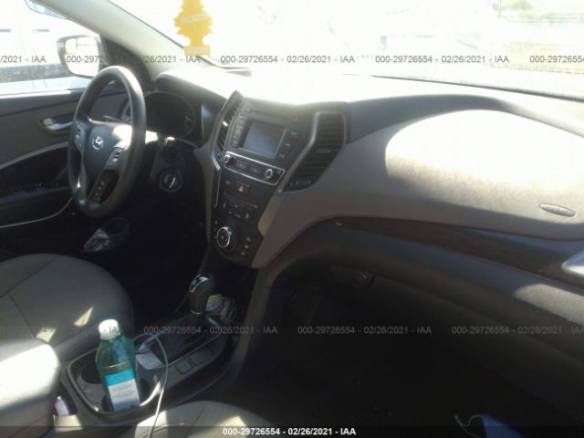 Photo 4 VIN: 5XYZTDLB1HG404305 - HYUNDAI SANTA FE SPORT 