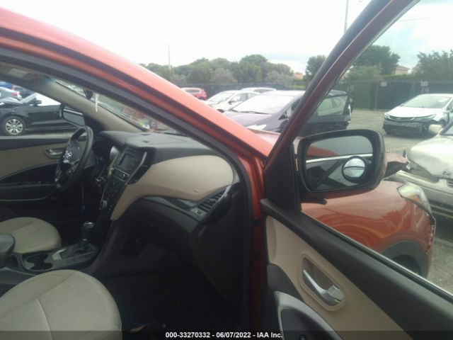 Photo 4 VIN: 5XYZTDLB1HG444240 - HYUNDAI SANTA FE SPORT 