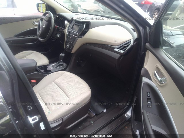 Photo 4 VIN: 5XYZTDLB2JG563677 - HYUNDAI SANTA FE SPORT 