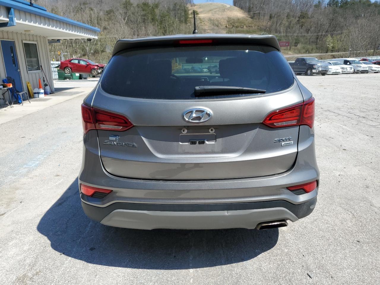 Photo 5 VIN: 5XYZTDLB3JG572906 - HYUNDAI SANTA FE 