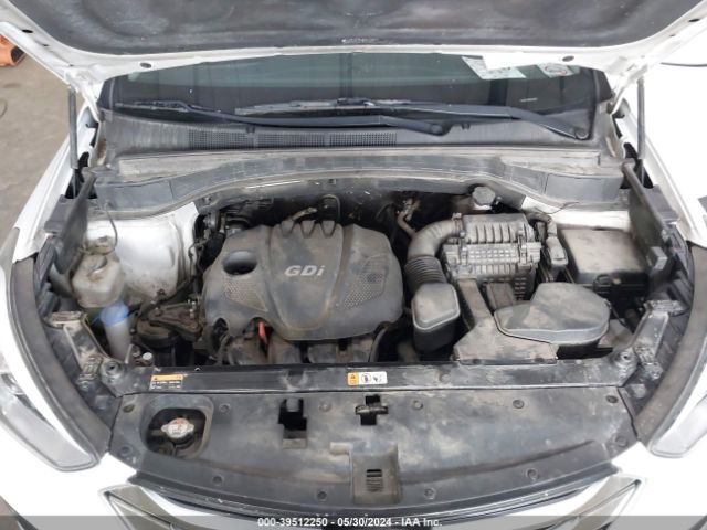 Photo 9 VIN: 5XYZTDLB4GG322910 - HYUNDAI SANTA FE 