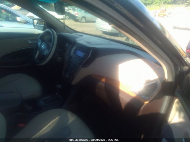 Photo 4 VIN: 5XYZTDLB5EG167006 - HYUNDAI SANTA FE SPORT 