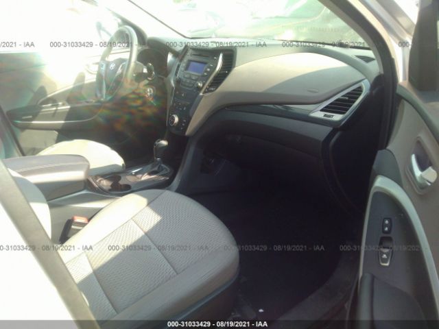 Photo 4 VIN: 5XYZTDLB5GG346701 - HYUNDAI SANTA FE SPORT 