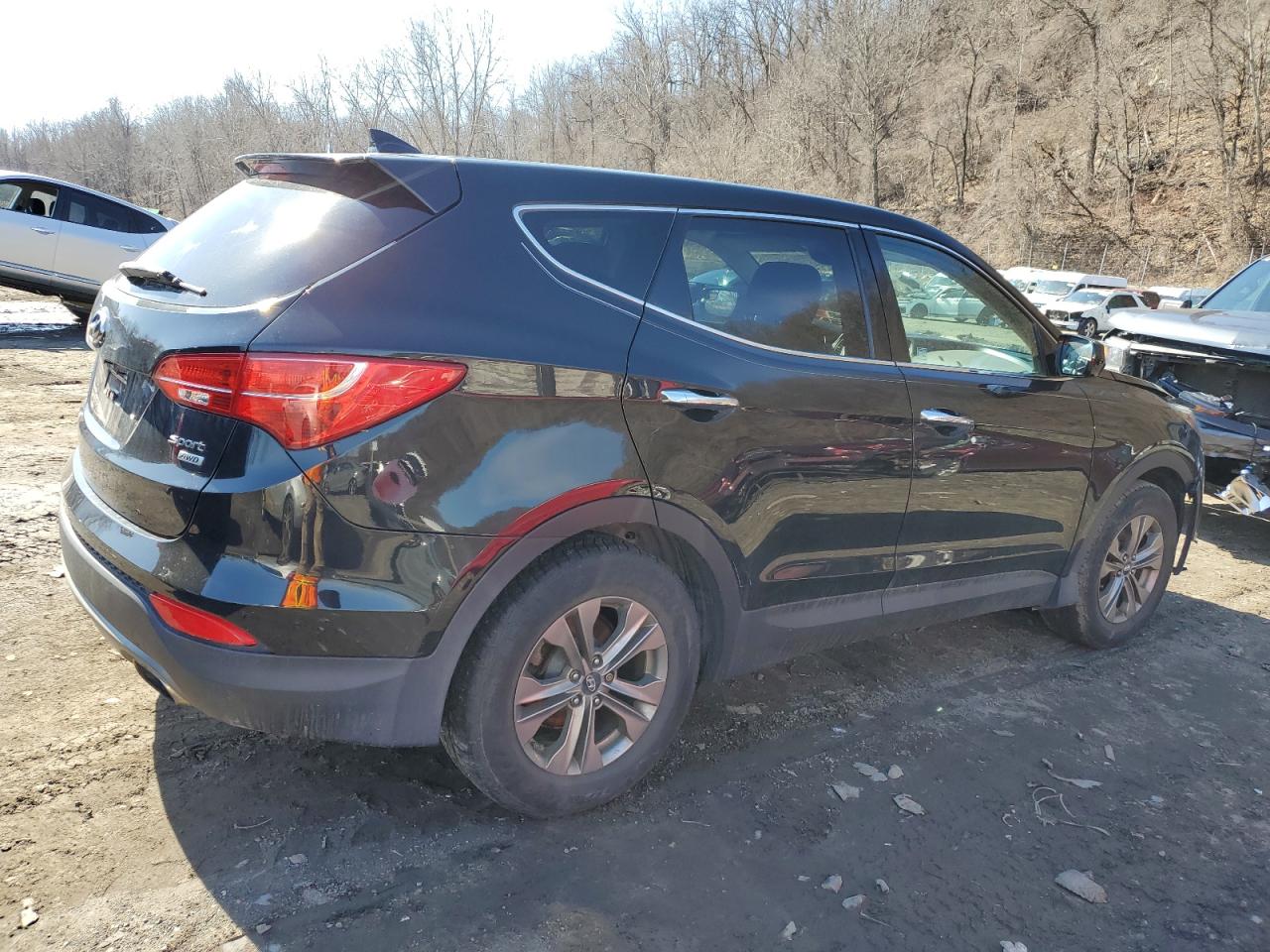 Photo 2 VIN: 5XYZTDLB6GG331477 - HYUNDAI SANTA FE 