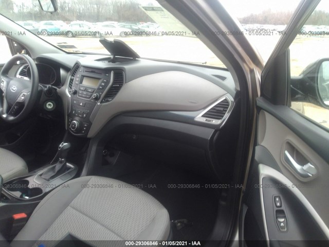 Photo 4 VIN: 5XYZTDLB7FG298701 - HYUNDAI SANTA FE SPORT 