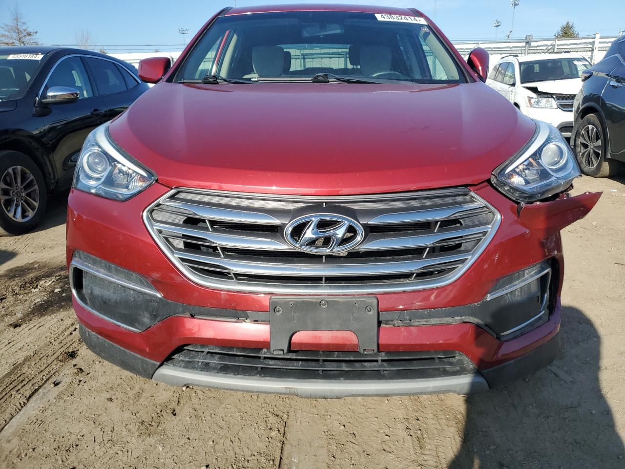 Photo 4 VIN: 5XYZTDLB8JG555454 - HYUNDAI SANTA FE 