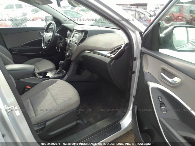 Photo 4 VIN: 5XYZTDLB9JG557374 - HYUNDAI SANTA FE SPORT 