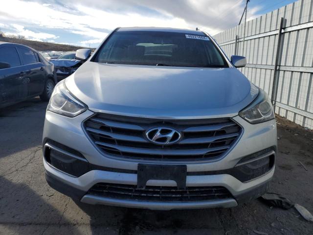 Photo 4 VIN: 5XYZTDLBXHG431678 - HYUNDAI SANTA FE 