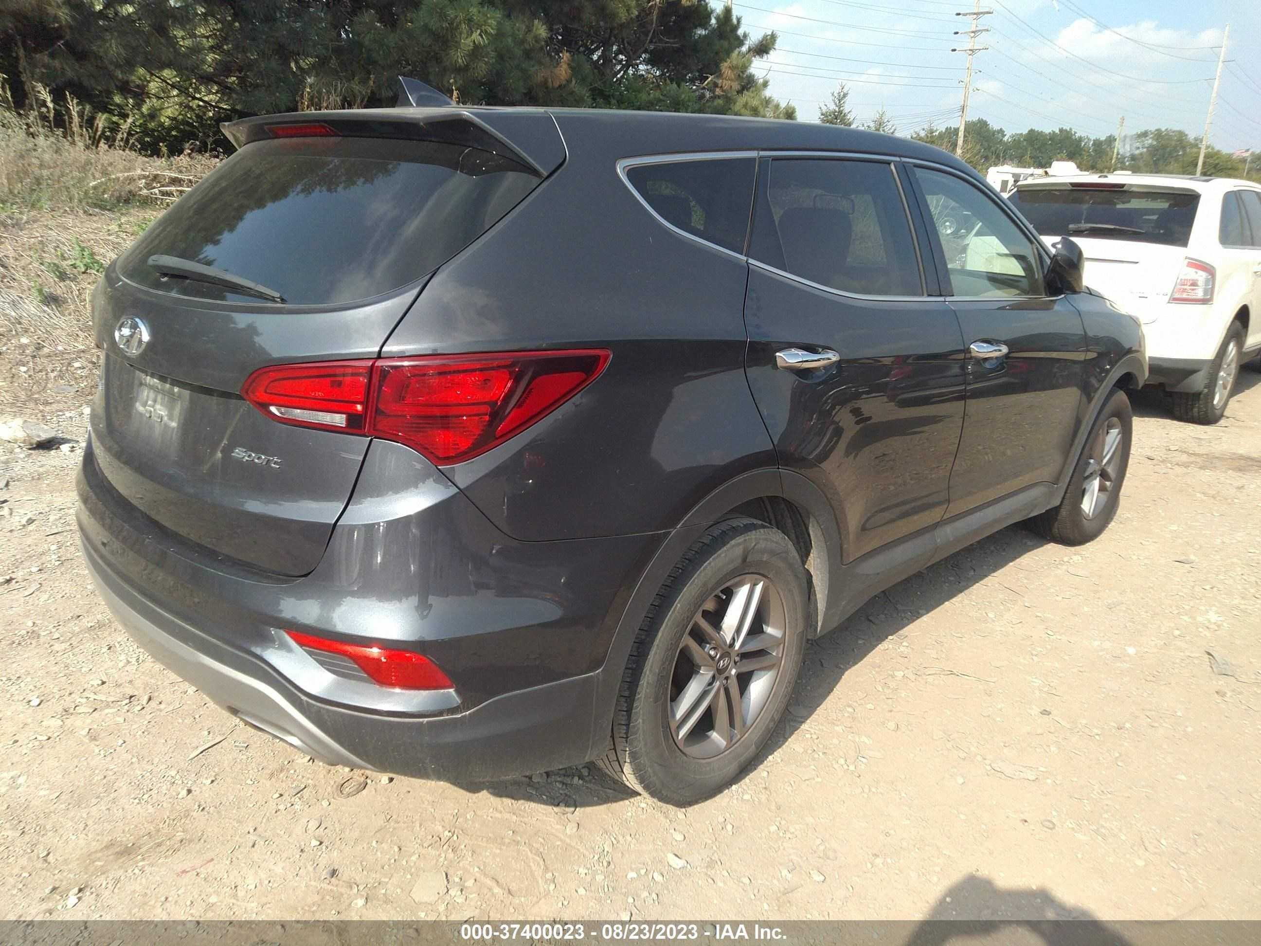 Photo 3 VIN: 5XYZTDLBXHG480377 - HYUNDAI SANTA FE 