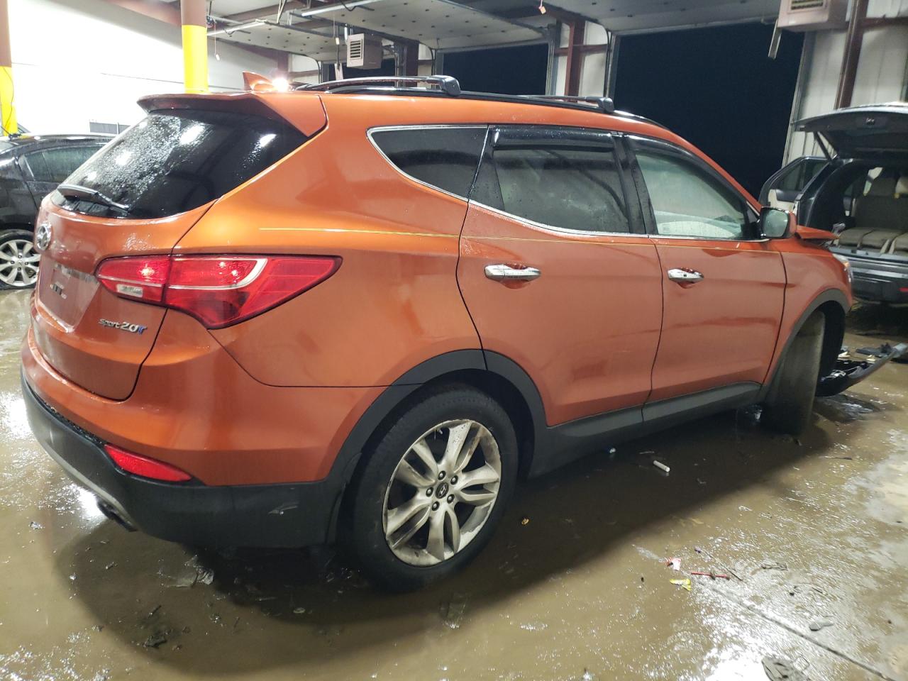 Photo 2 VIN: 5XYZU3LA3DG092996 - HYUNDAI SANTA FE 