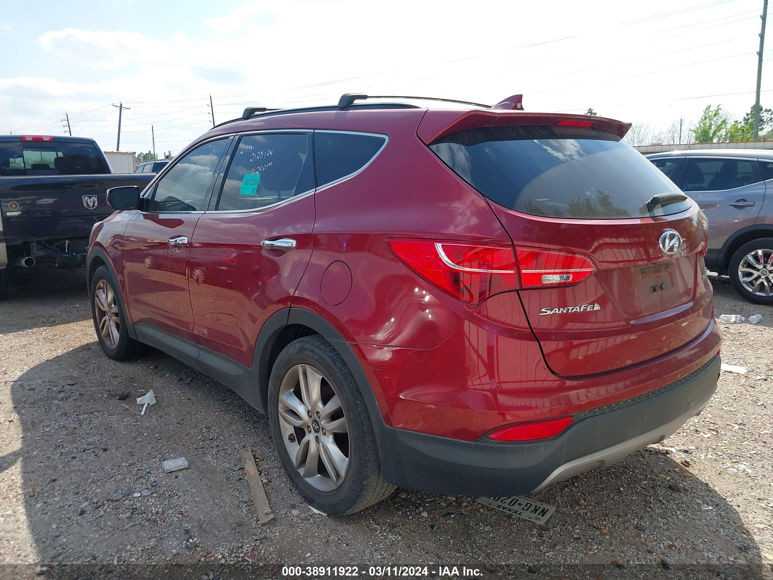 Photo 2 VIN: 5XYZU3LA9DG097037 - HYUNDAI SANTA FE 