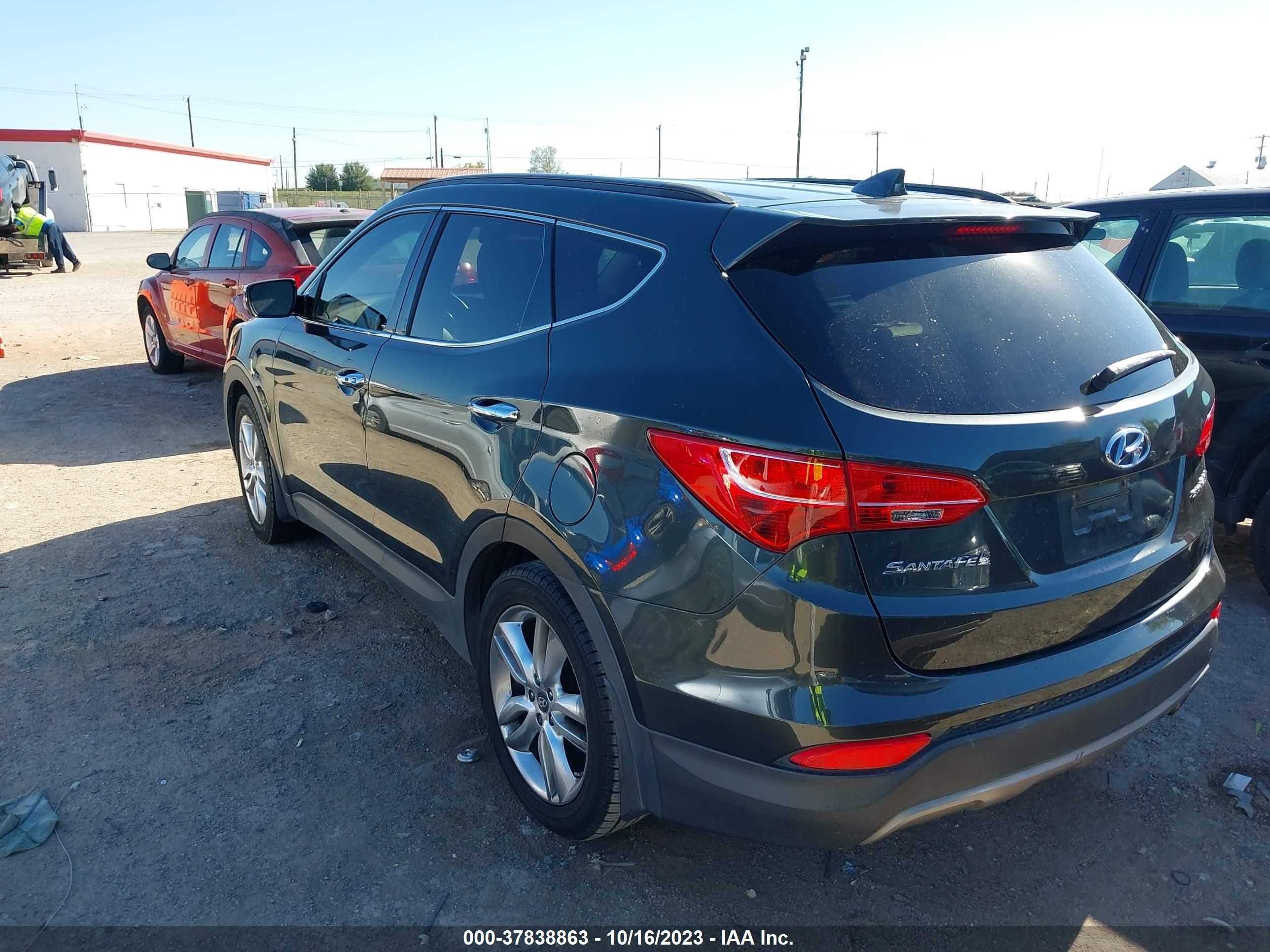 Photo 2 VIN: 5XYZU3LAXDG075760 - HYUNDAI SANTA FE 