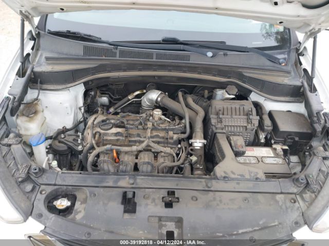 Photo 9 VIN: 5XYZU3LAXDG116856 - HYUNDAI SANTA FE 