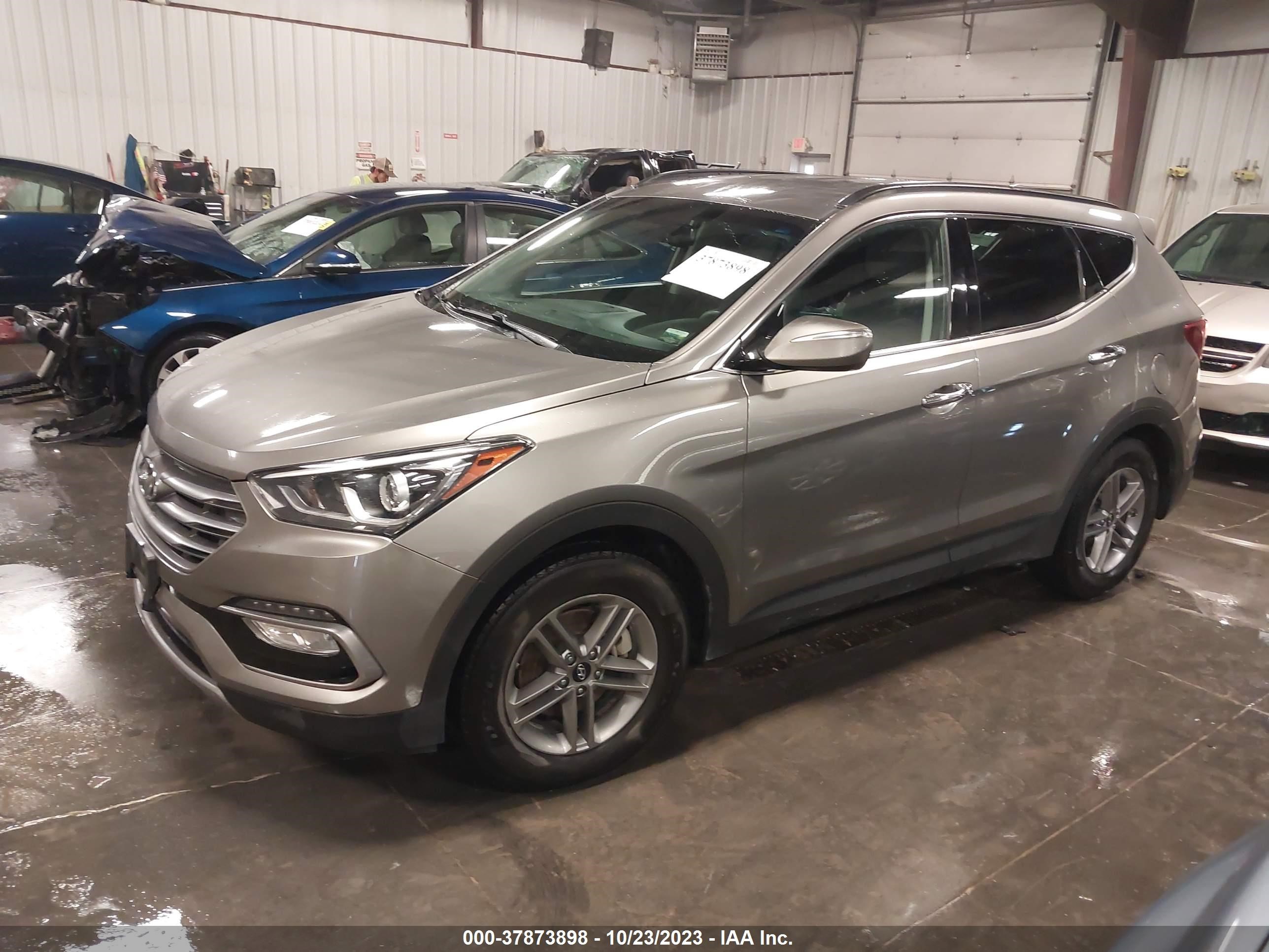 Photo 1 VIN: 5XYZU3LB0JG511911 - HYUNDAI SANTA FE 