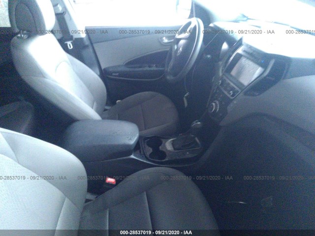 Photo 4 VIN: 5XYZU3LB1JG555321 - HYUNDAI SANTA FE SPORT 