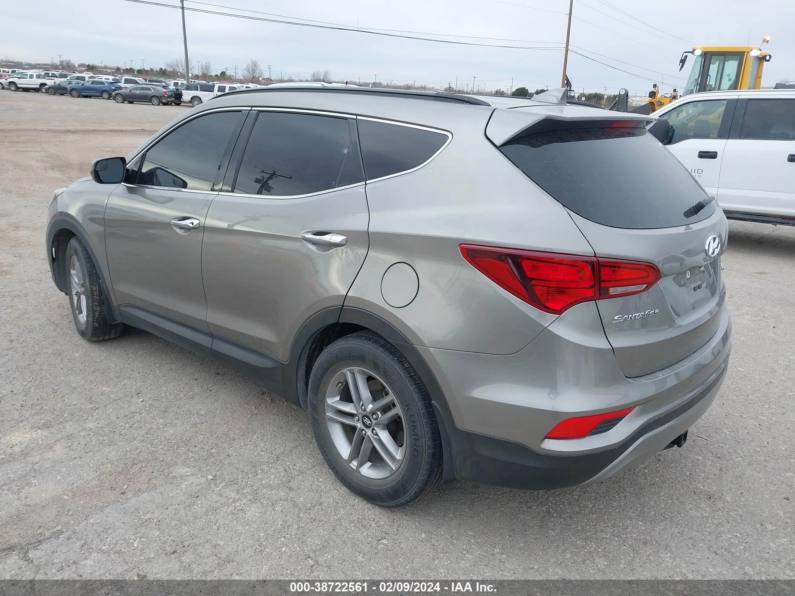 Photo 2 VIN: 5XYZU3LB2HG419001 - HYUNDAI SANTA FE 