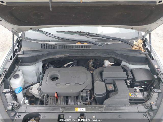 Photo 9 VIN: 5XYZU3LB2JG503941 - HYUNDAI SANTA FE SPORT 