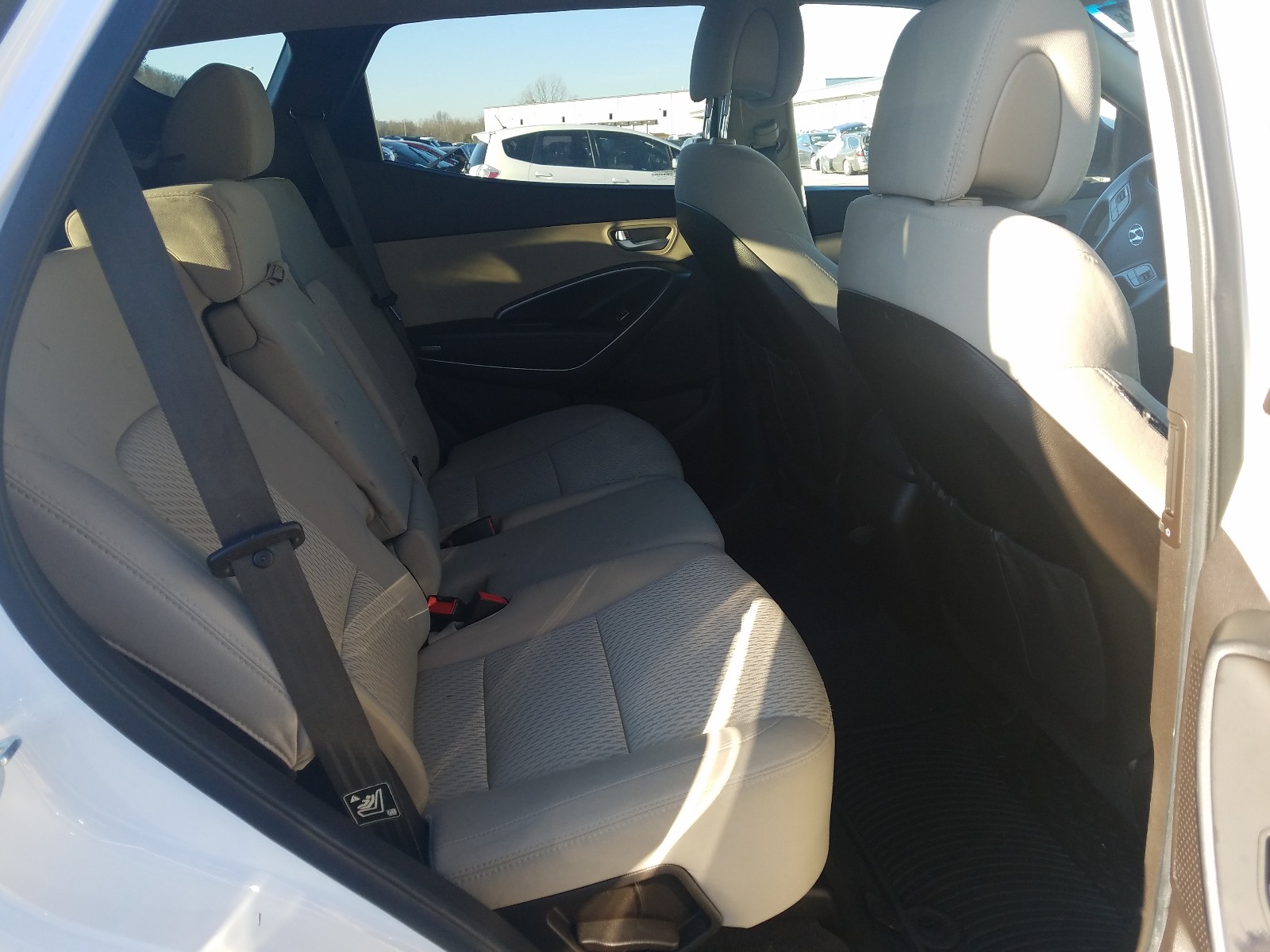 Photo 5 VIN: 5XYZU3LB3EG178268 - HYUNDAI SANTA FE S 