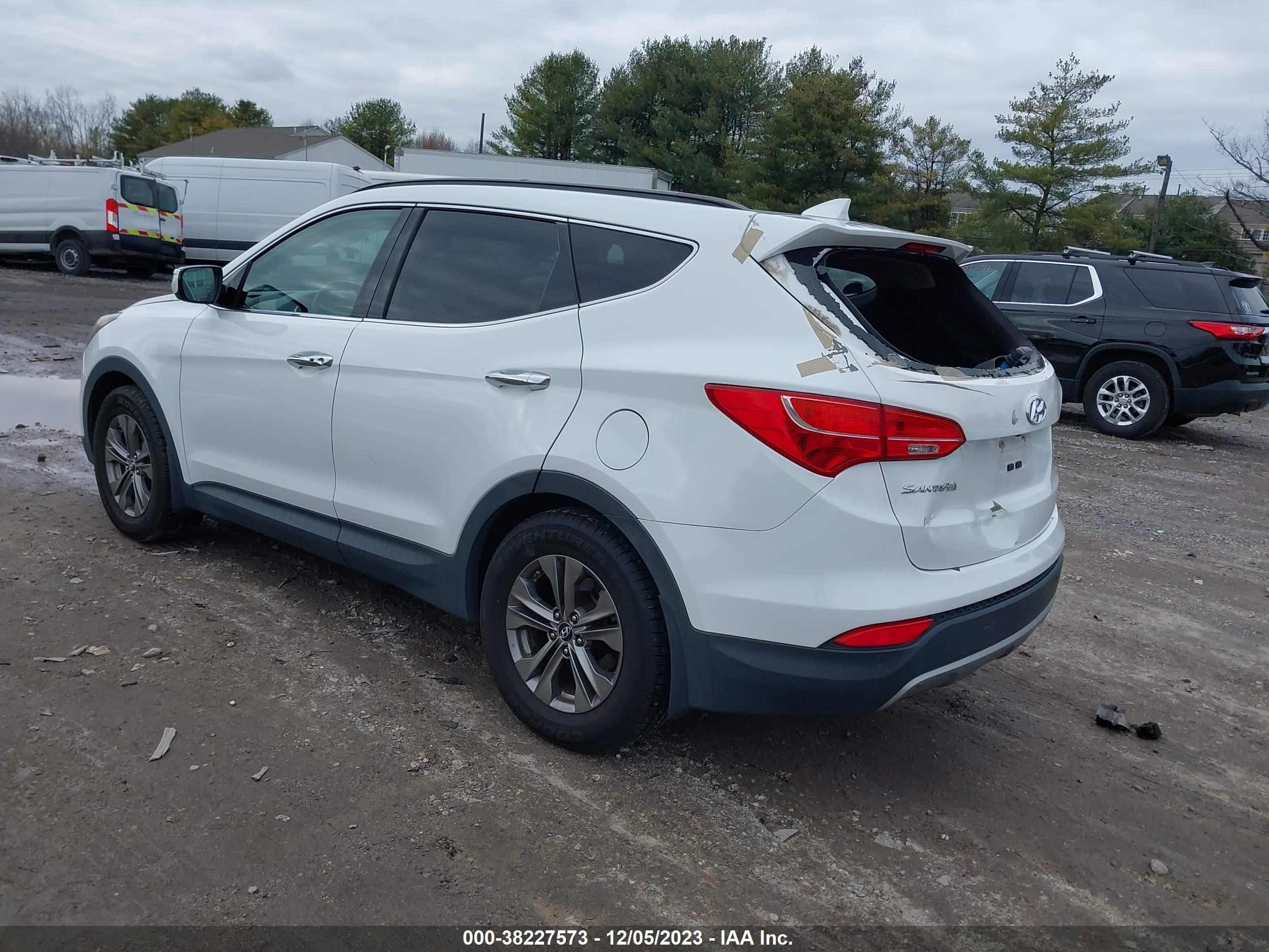 Photo 2 VIN: 5XYZU3LB3EG204920 - HYUNDAI SANTA FE 