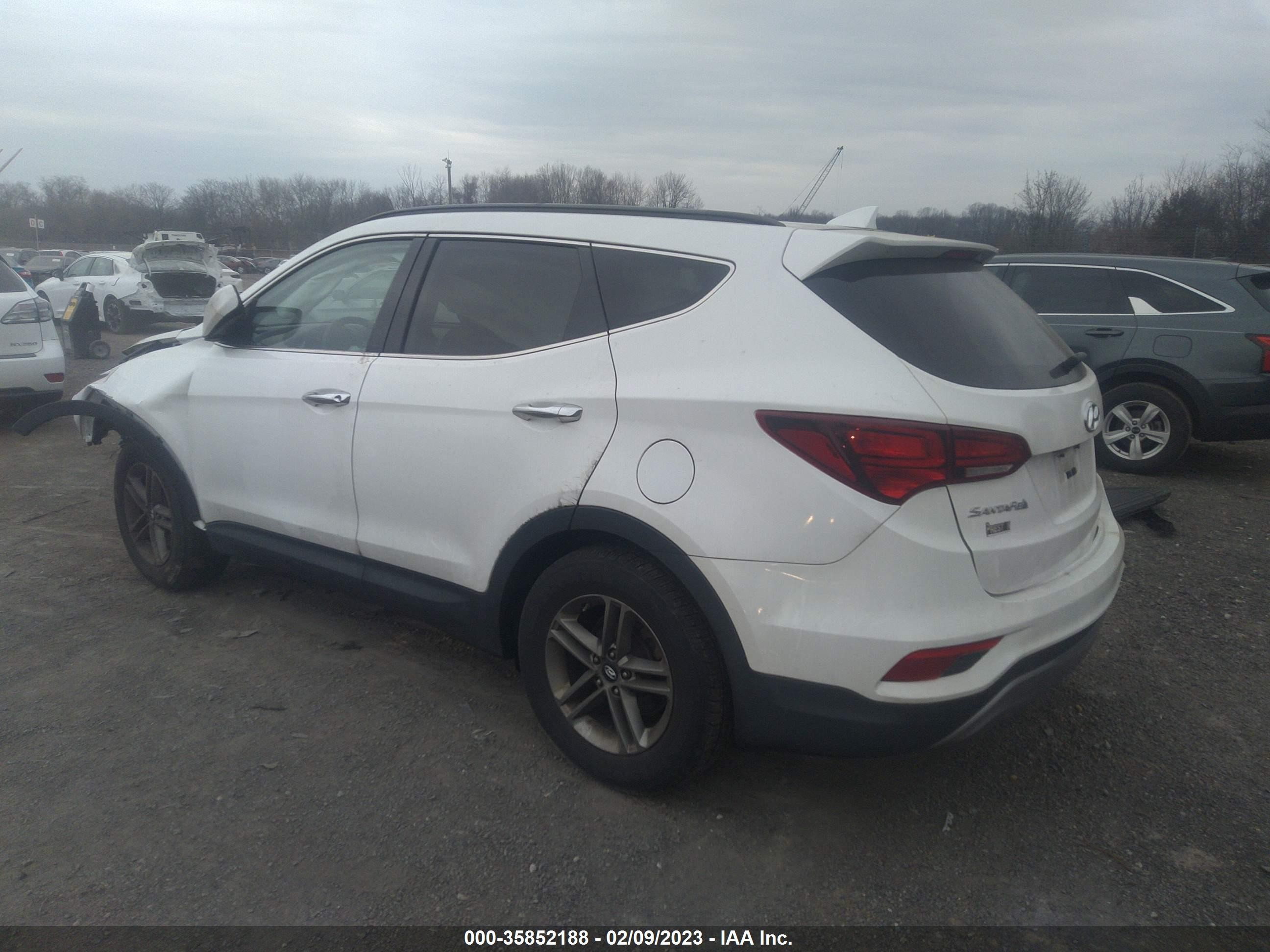 Photo 2 VIN: 5XYZU3LB3HG415796 - HYUNDAI SANTA FE 