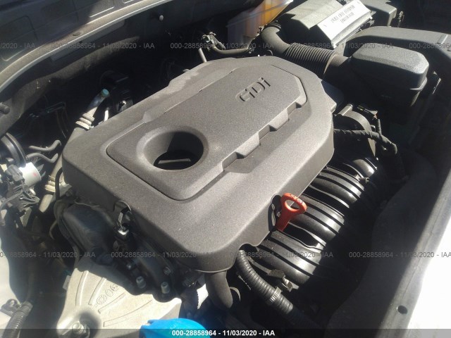 Photo 9 VIN: 5XYZU3LB3HG421839 - HYUNDAI SANTA FE SPORT 