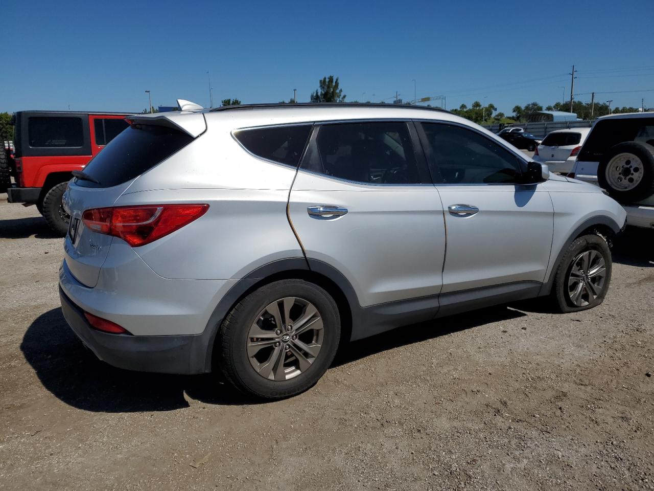 Photo 2 VIN: 5XYZU3LB4DG082289 - HYUNDAI SANTA FE 