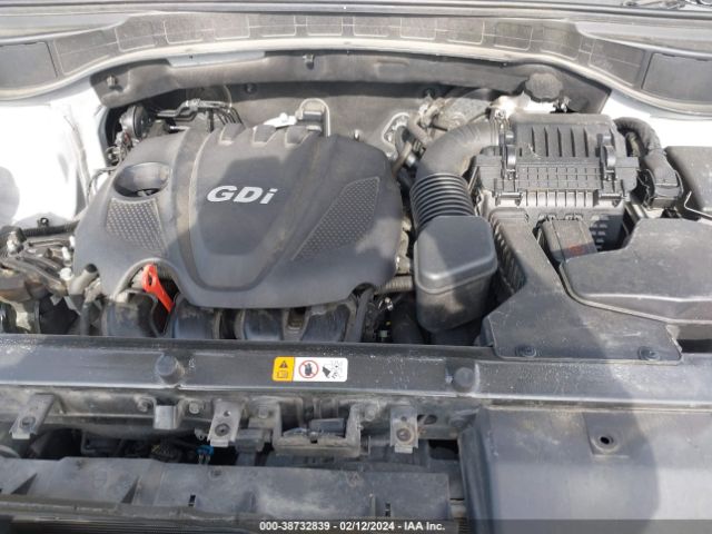 Photo 9 VIN: 5XYZU3LB4GG323952 - HYUNDAI SANTA FE SPORT 