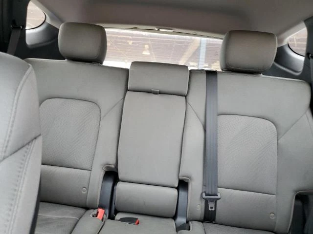 Photo 9 VIN: 5XYZU3LB4GG367157 - HYUNDAI SANTA FE S 