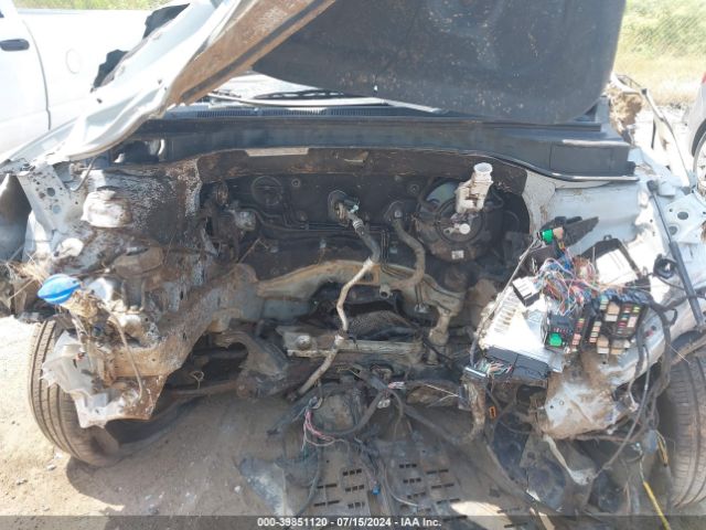 Photo 9 VIN: 5XYZU3LB6HG417543 - HYUNDAI SANTA FE 