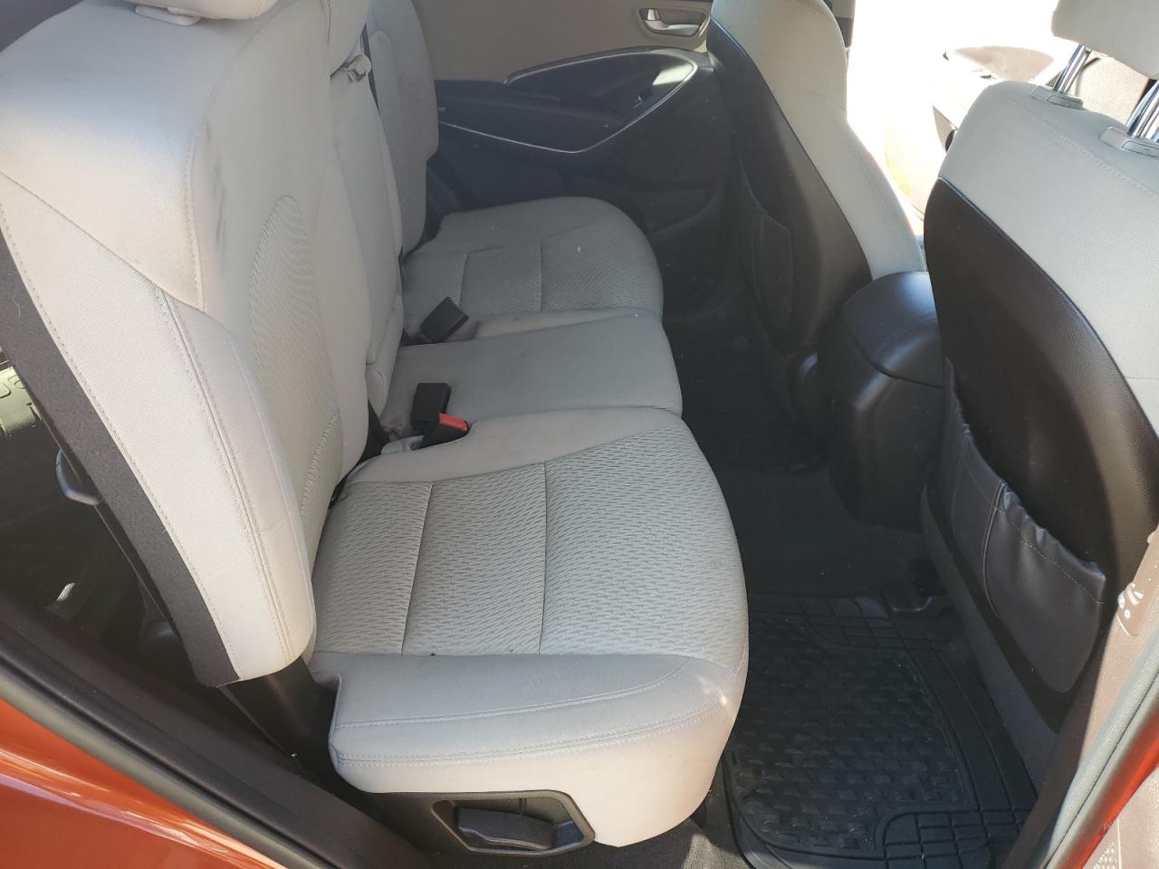 Photo 10 VIN: 5XYZU3LB6JG520709 - HYUNDAI SANTA FE 