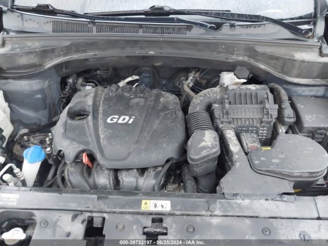 Photo 9 VIN: 5XYZU3LB7GG338932 - HYUNDAI SANTA FE 