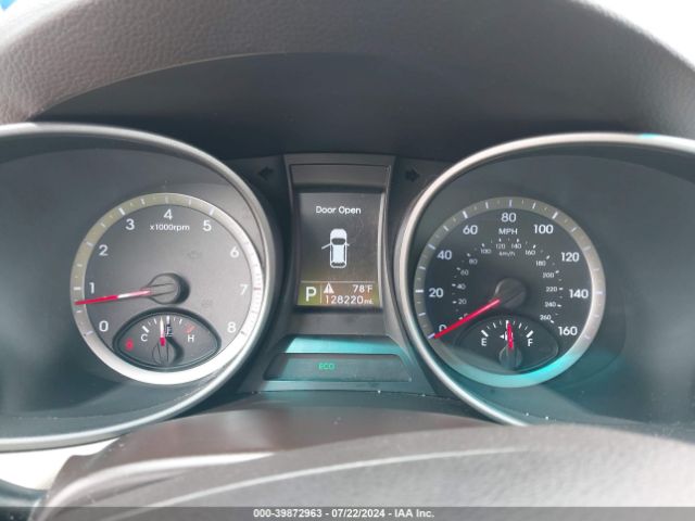 Photo 6 VIN: 5XYZU3LB7GG372045 - HYUNDAI SANTA FE 