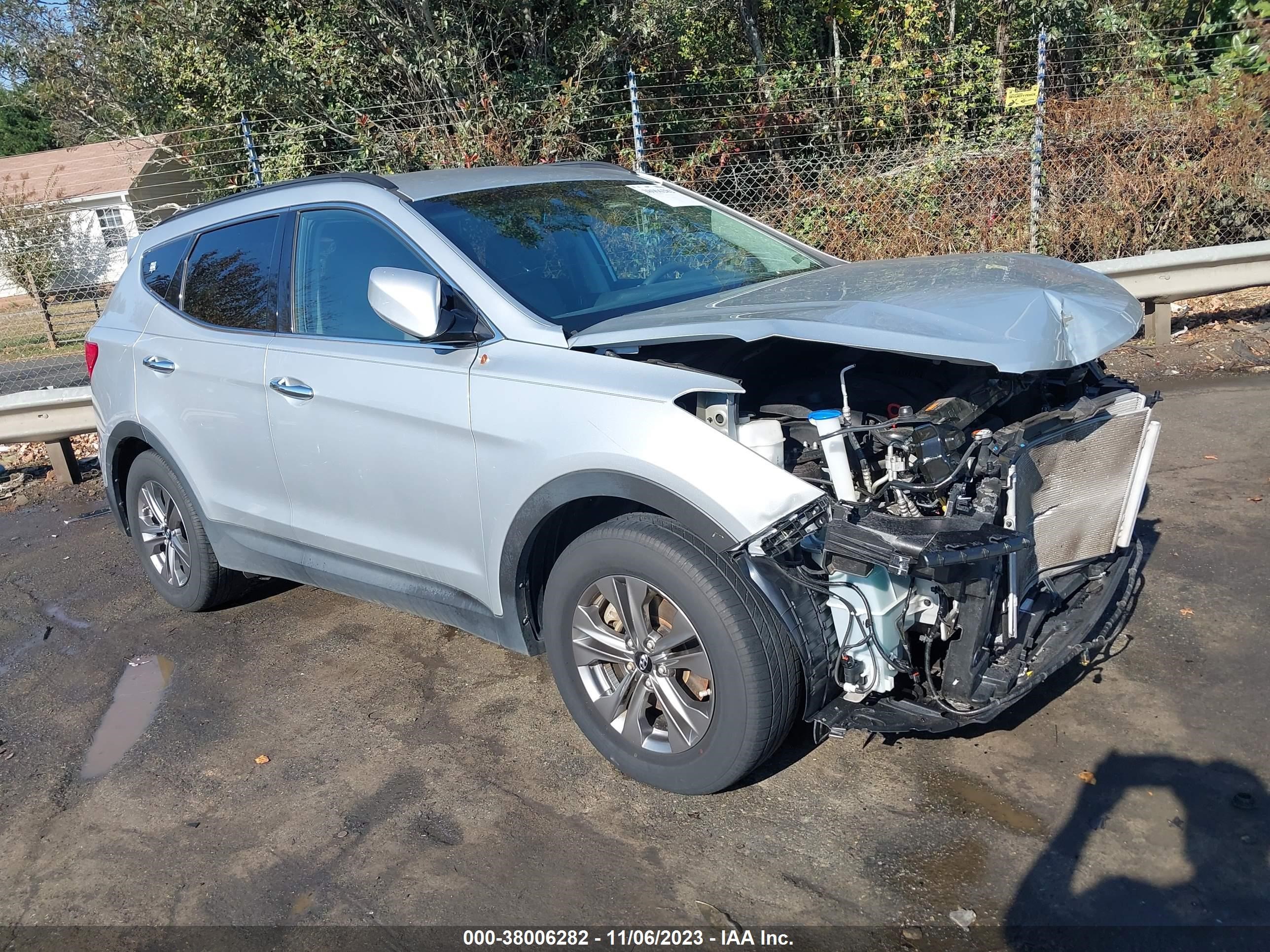 Photo 0 VIN: 5XYZU3LB7GG372725 - HYUNDAI SANTA FE 