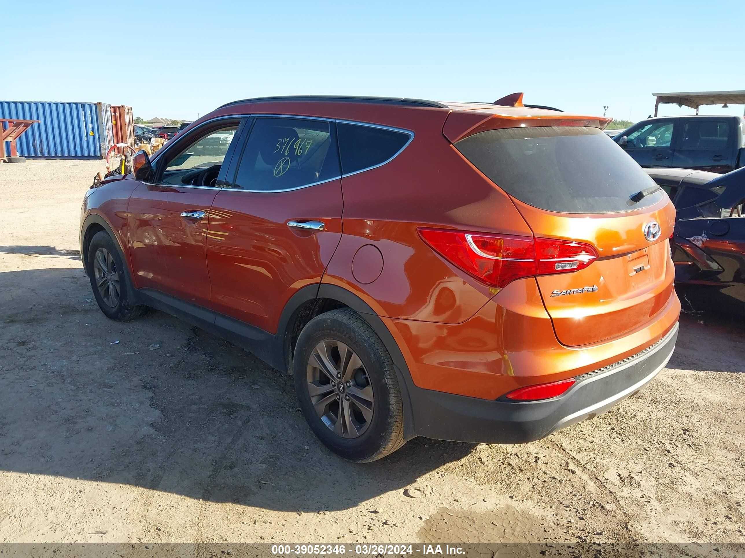 Photo 2 VIN: 5XYZU3LB7GG376967 - HYUNDAI SANTA FE 