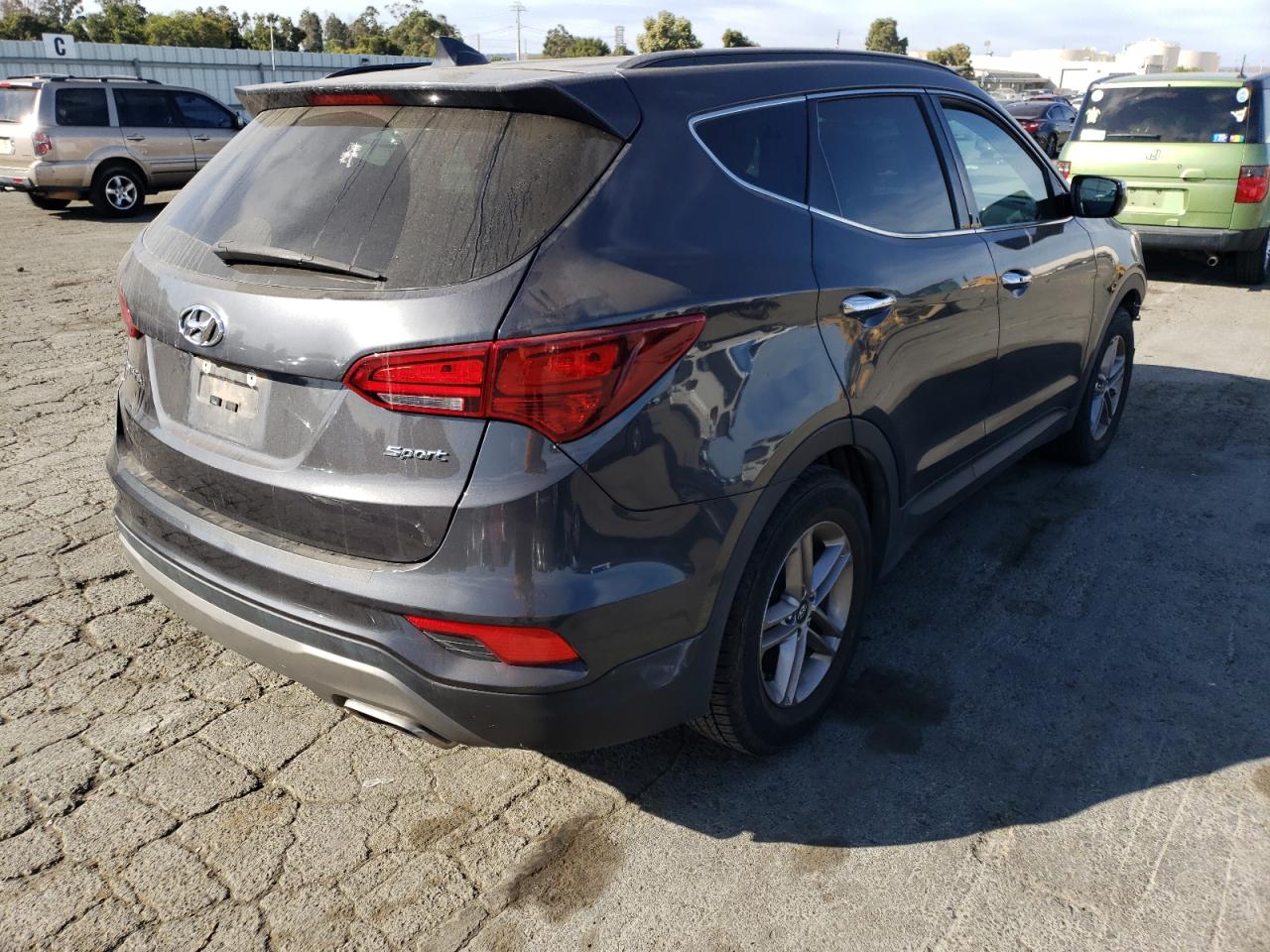 Photo 2 VIN: 5XYZU3LB7JG504065 - HYUNDAI SANTA FE 