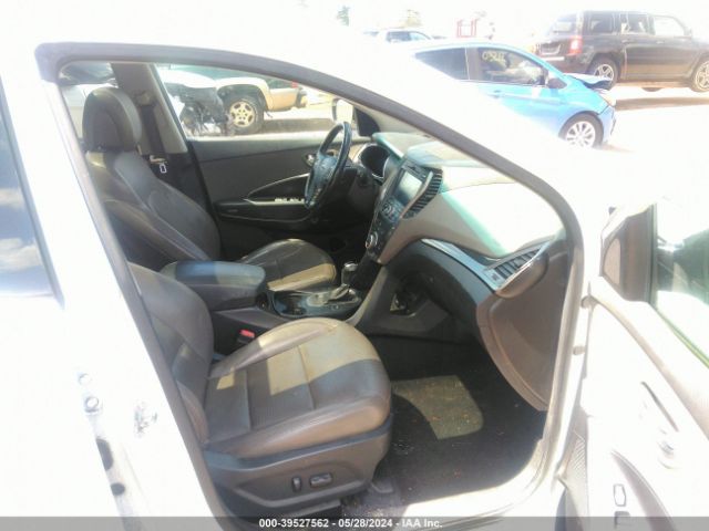 Photo 4 VIN: 5XYZU3LB8DG001083 - HYUNDAI SANTA FE 