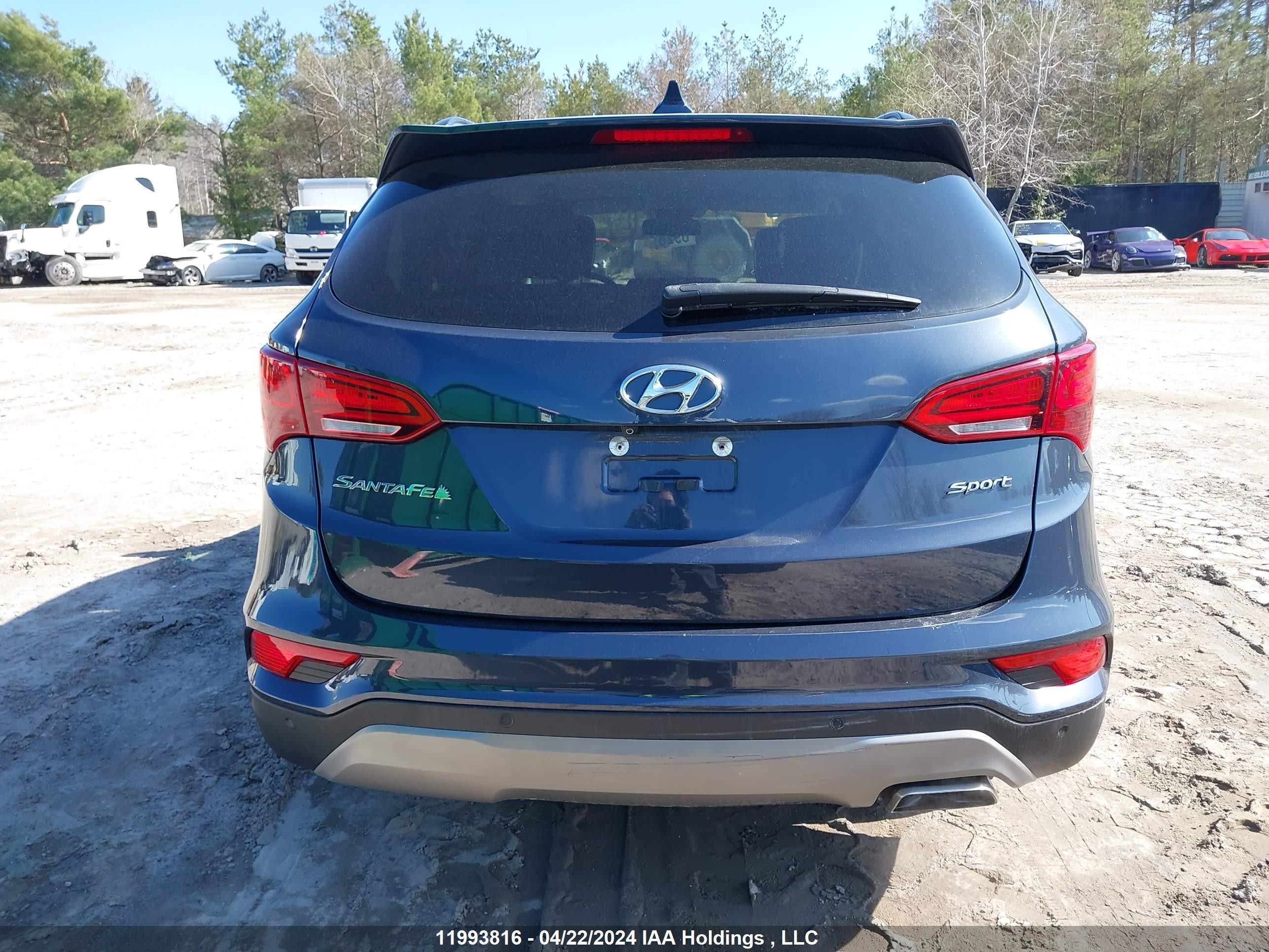 Photo 15 VIN: 5XYZU3LB8JG521120 - HYUNDAI SANTA FE 