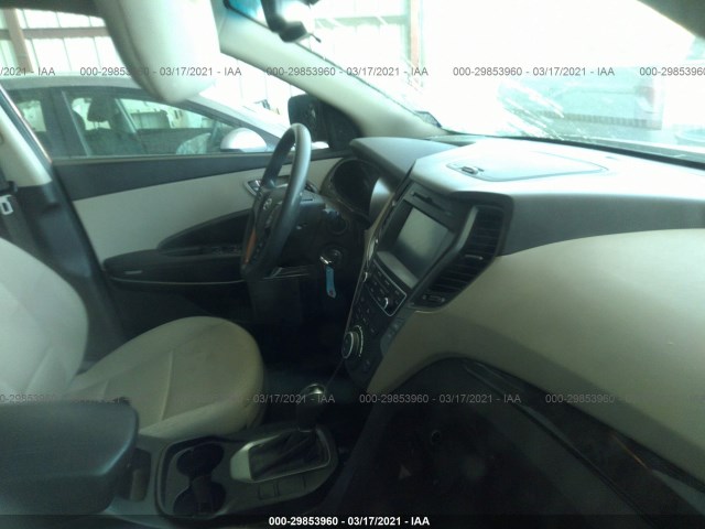 Photo 4 VIN: 5XYZU3LB9HG423904 - HYUNDAI SANTA FE SPORT 