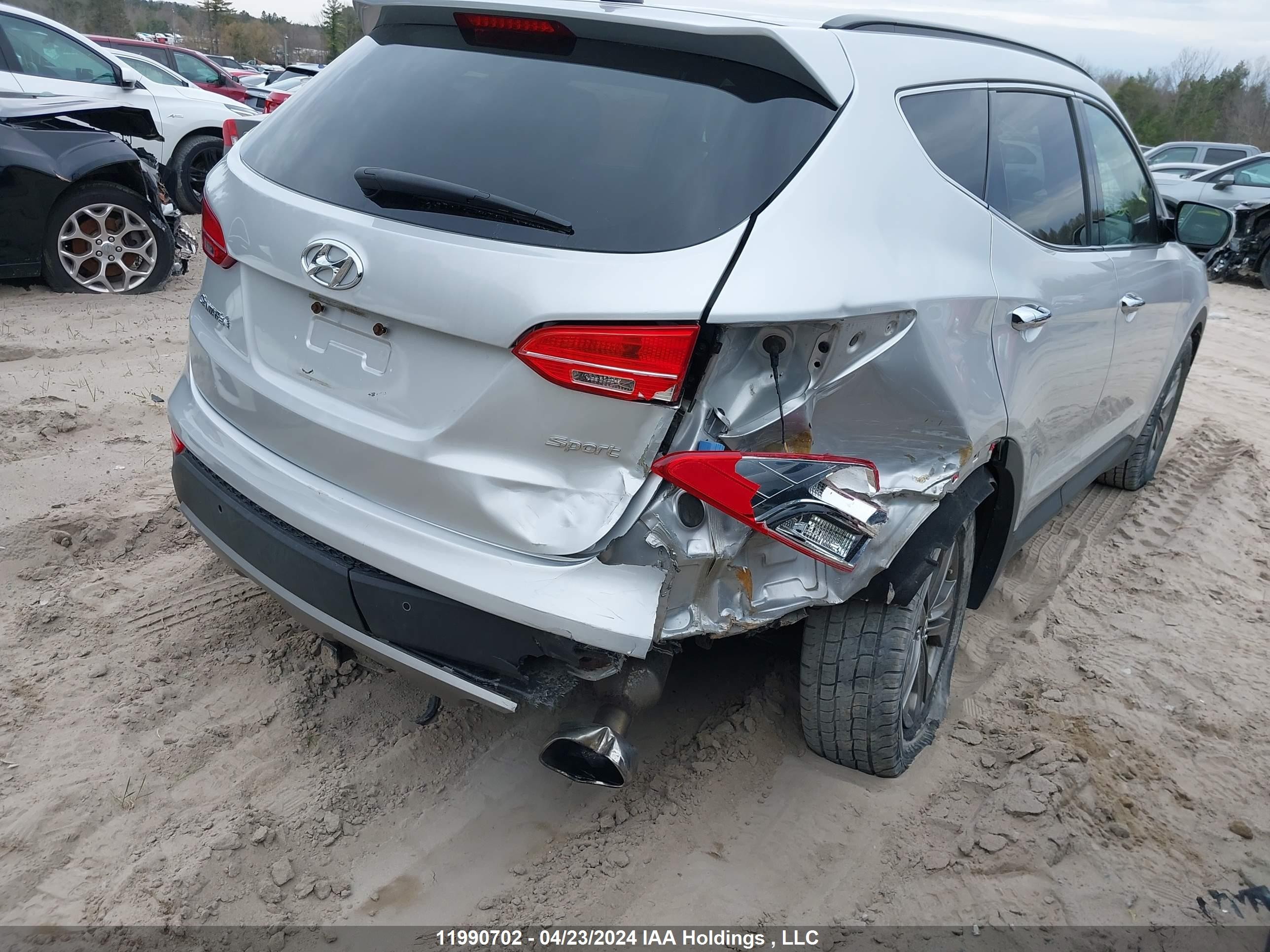 Photo 3 VIN: 5XYZU3LBXDG076528 - HYUNDAI SANTA FE 