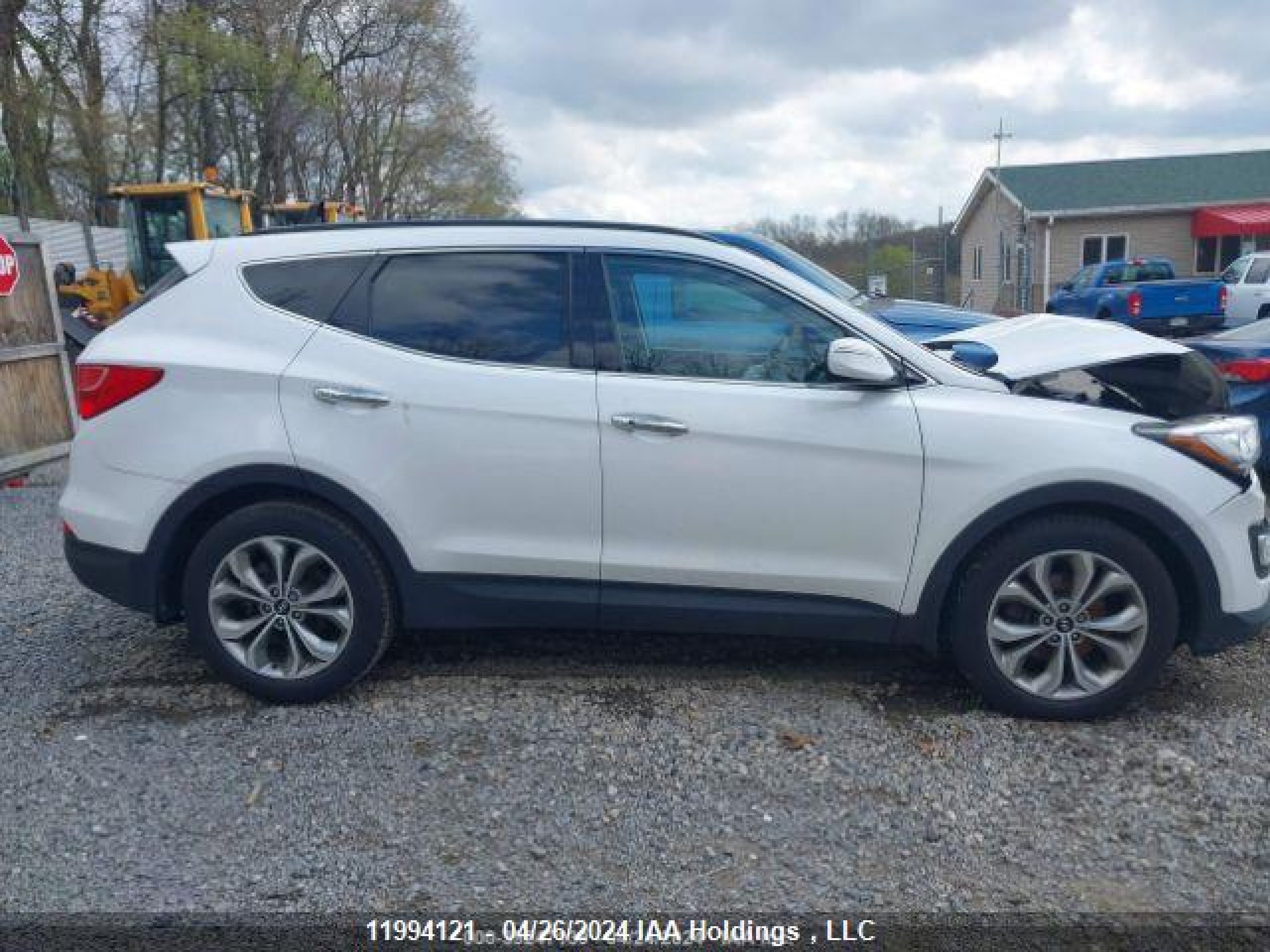 Photo 13 VIN: 5XYZUDLA0GG322620 - HYUNDAI SANTA FE 