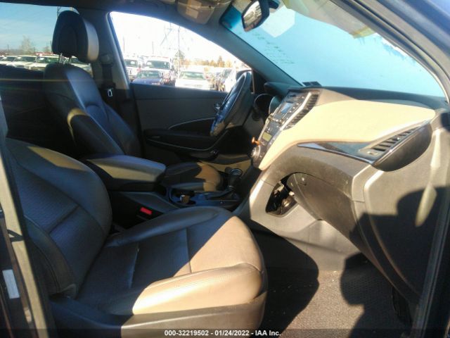 Photo 4 VIN: 5XYZUDLA1DG063485 - HYUNDAI SANTA FE 