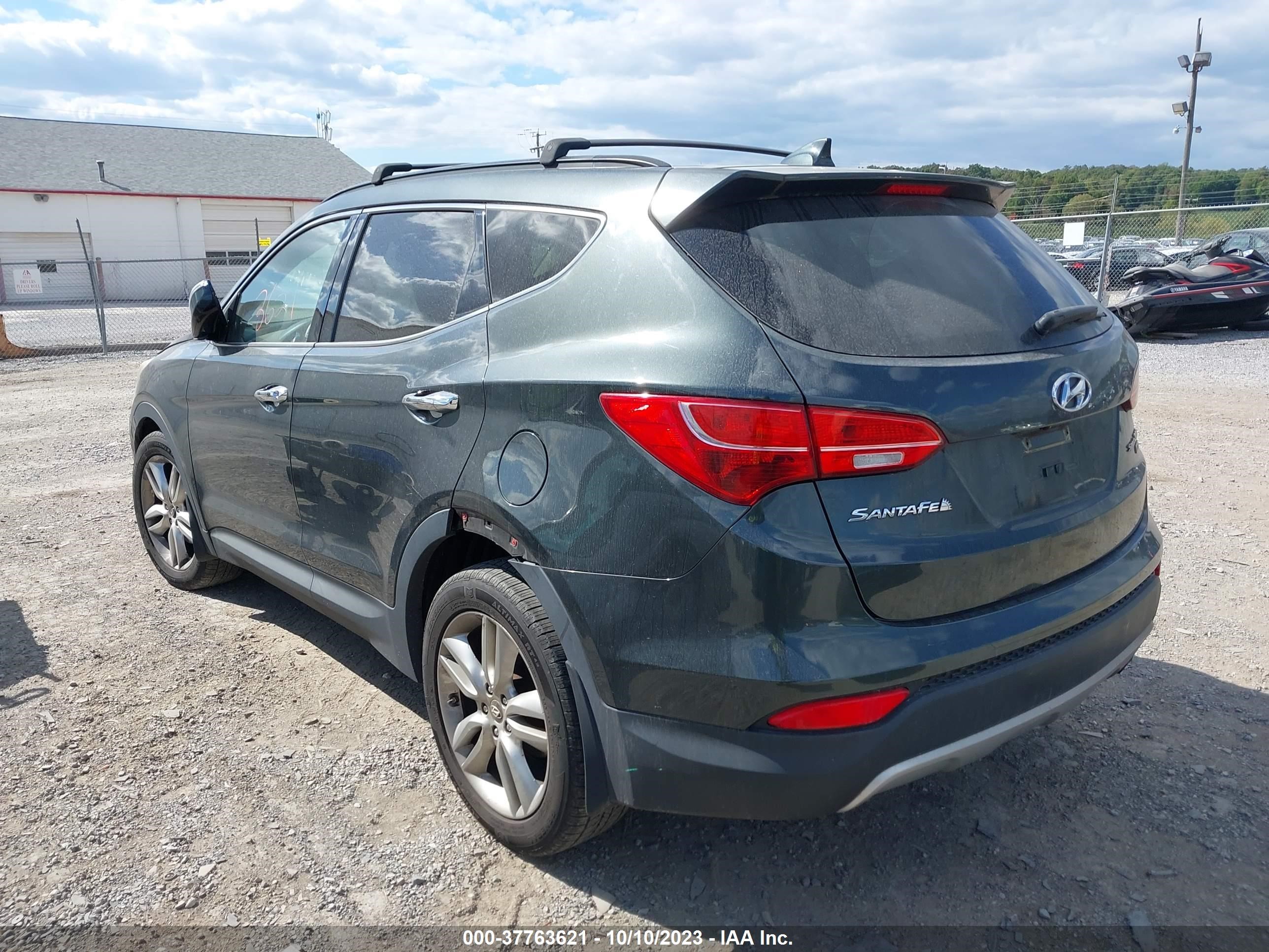 Photo 2 VIN: 5XYZUDLA3DG098495 - HYUNDAI SANTA FE 