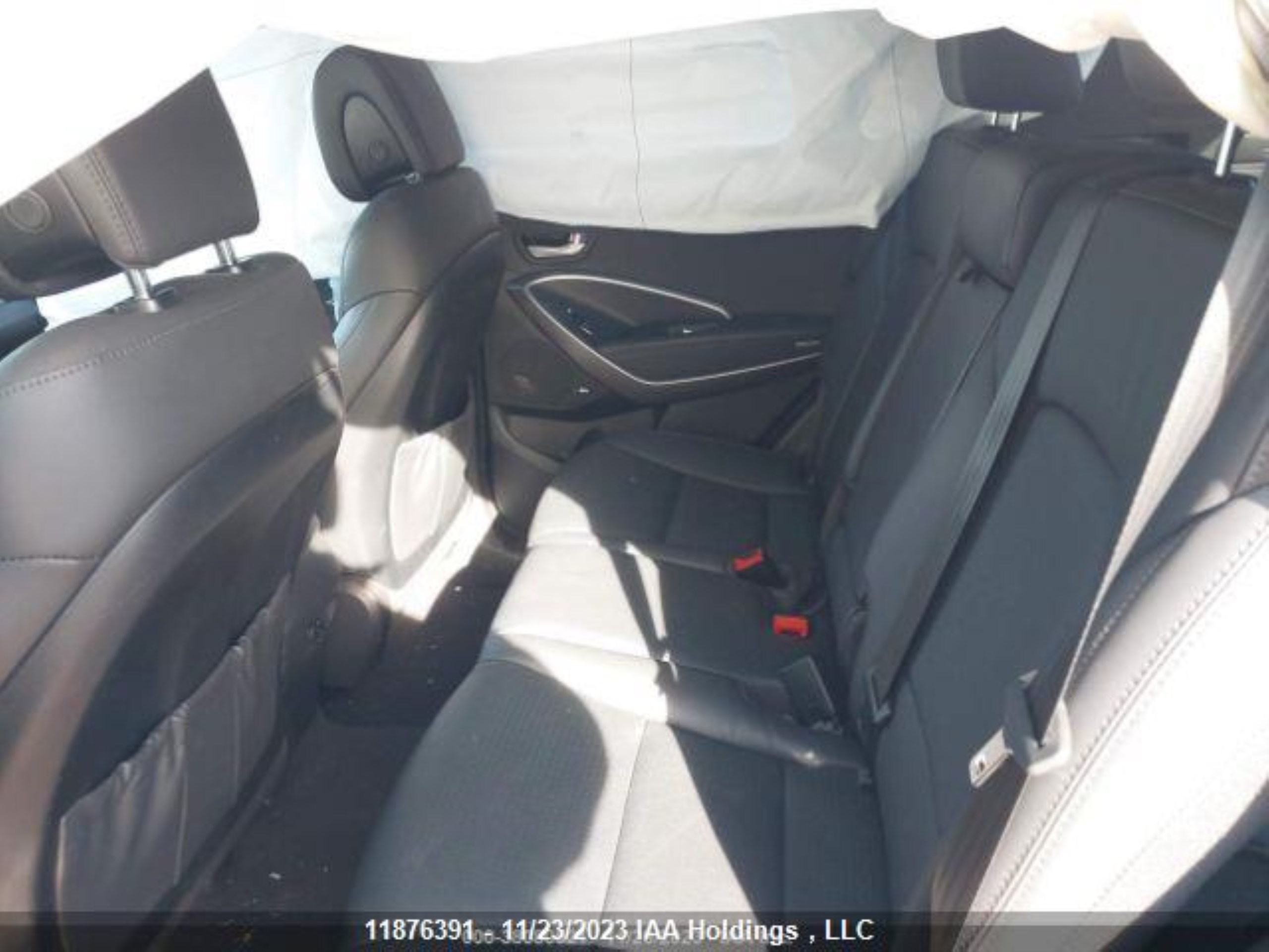 Photo 8 VIN: 5XYZUDLA3GG360343 - HYUNDAI SANTA FE 