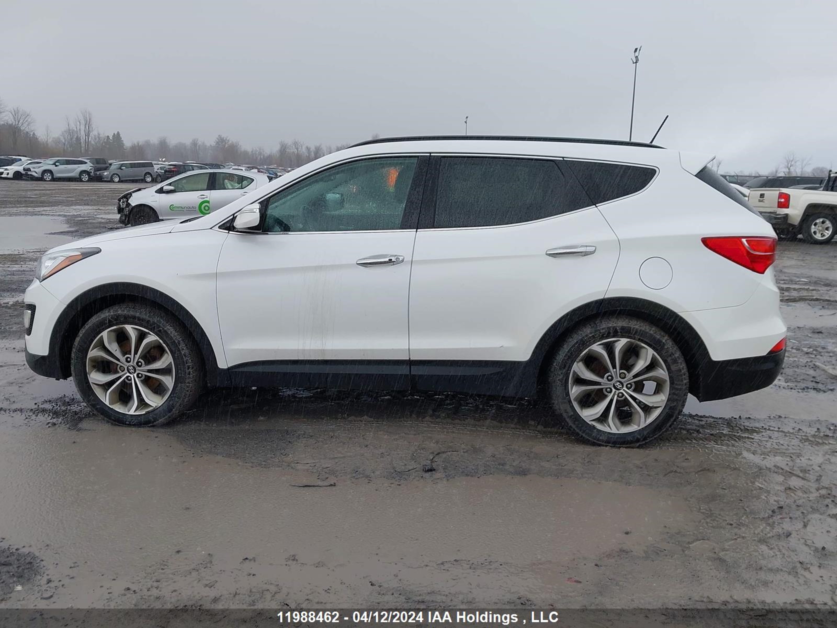 Photo 13 VIN: 5XYZUDLA4EG231427 - HYUNDAI SANTA FE 