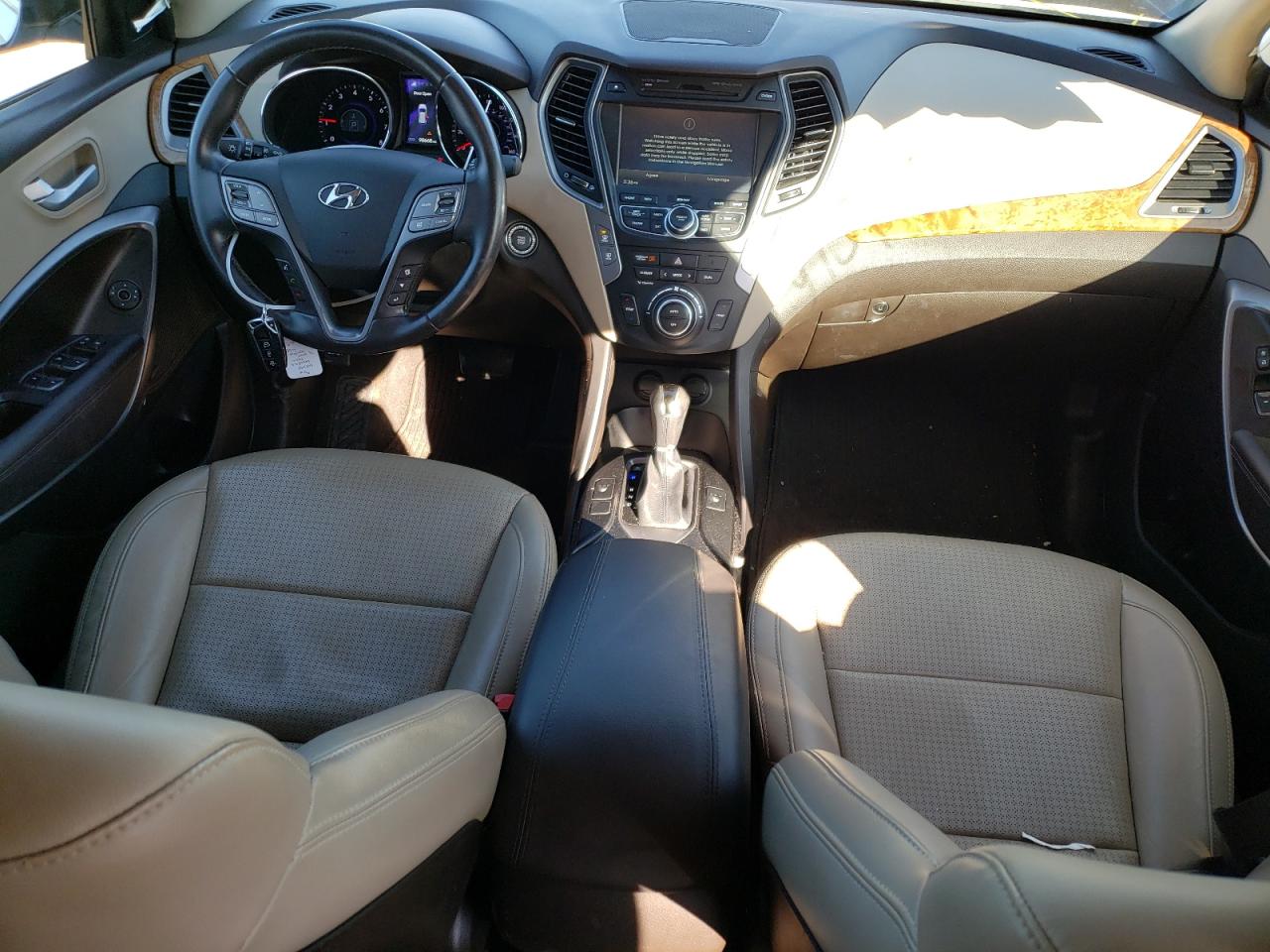 Photo 7 VIN: 5XYZUDLA5EG173845 - HYUNDAI SANTA FE 